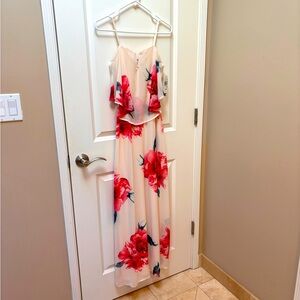 Way- In White Floral Strapless Maxi Dress